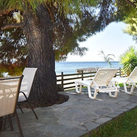 Barlee Beach Front House, Metamorfosi Bagian luar foto