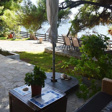 Barlee Beach Front House, Metamorfosi Bagian luar foto