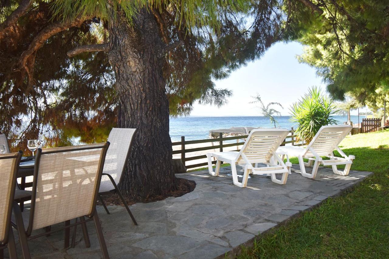 Barlee Beach Front House, Metamorfosi Bagian luar foto