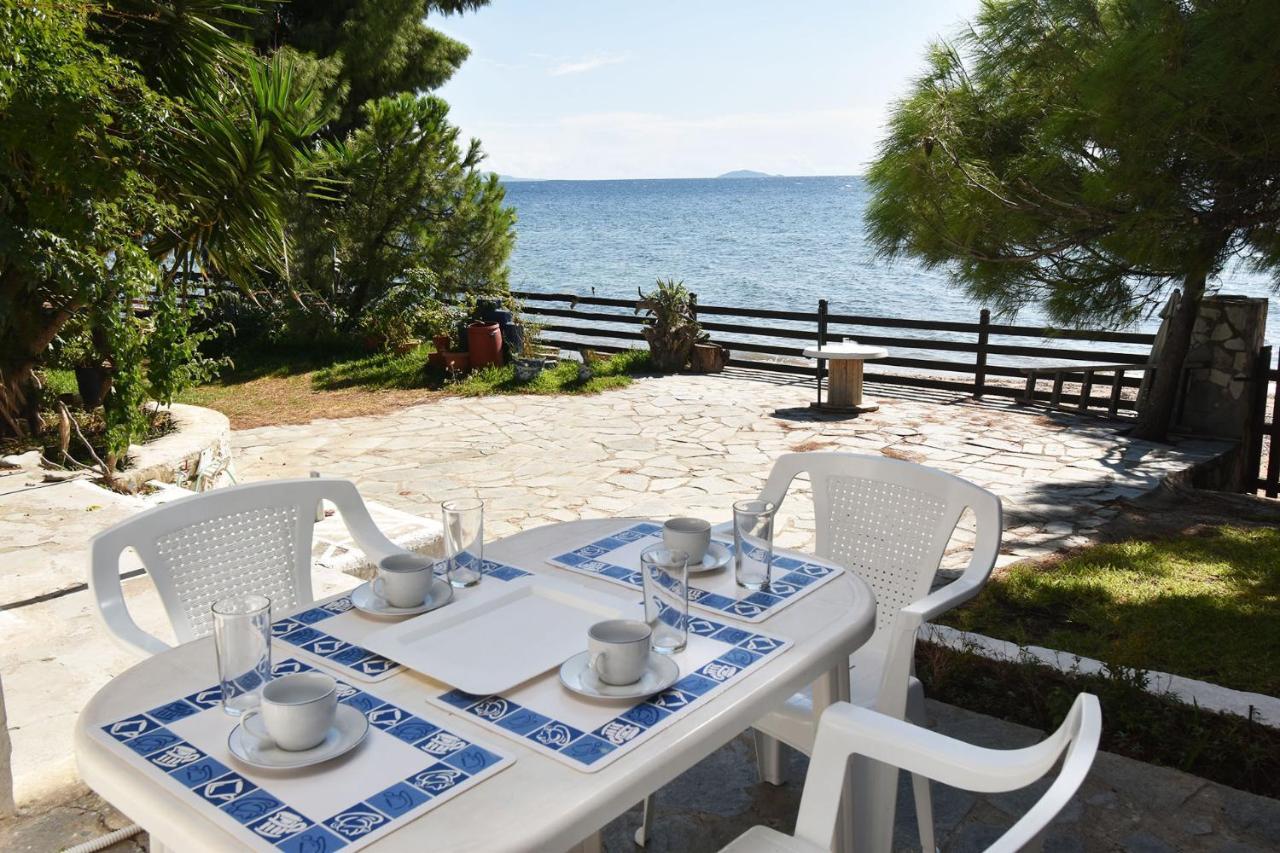 Barlee Beach Front House, Metamorfosi Bagian luar foto